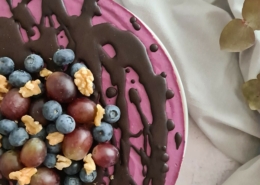 berries raw cake